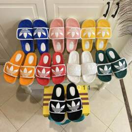 Picture of Gucci Slippers _SKUGuccisz35-40Y01551900